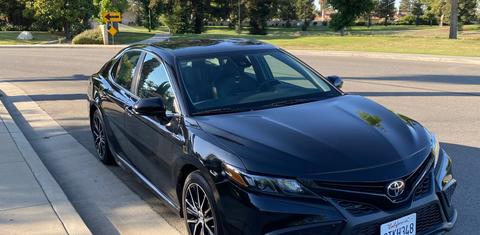 Toyota Camry 2021