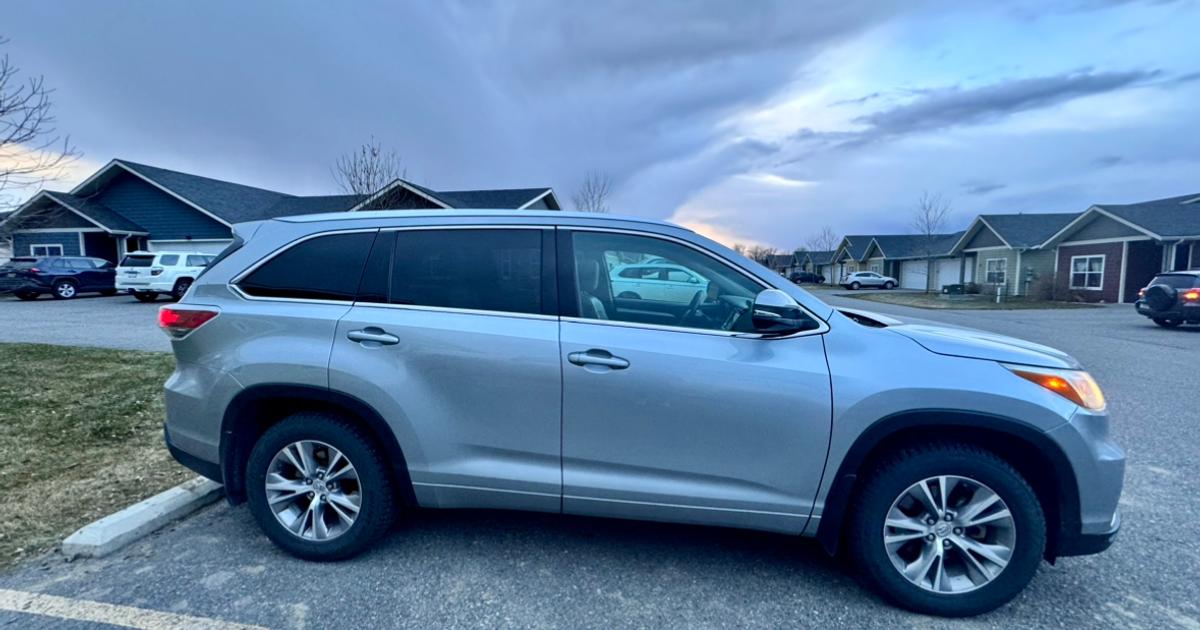 Toyota Highlander 2015 rental in Bozeman, MT by Best Place Car Rentals
