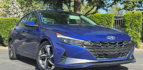 Hyundai Elantra 2023