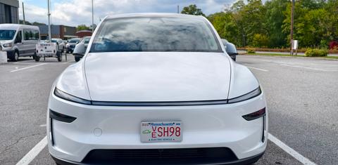 Tesla Model Y 2026