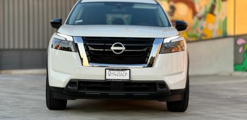 Nissan Pathfinder 2024