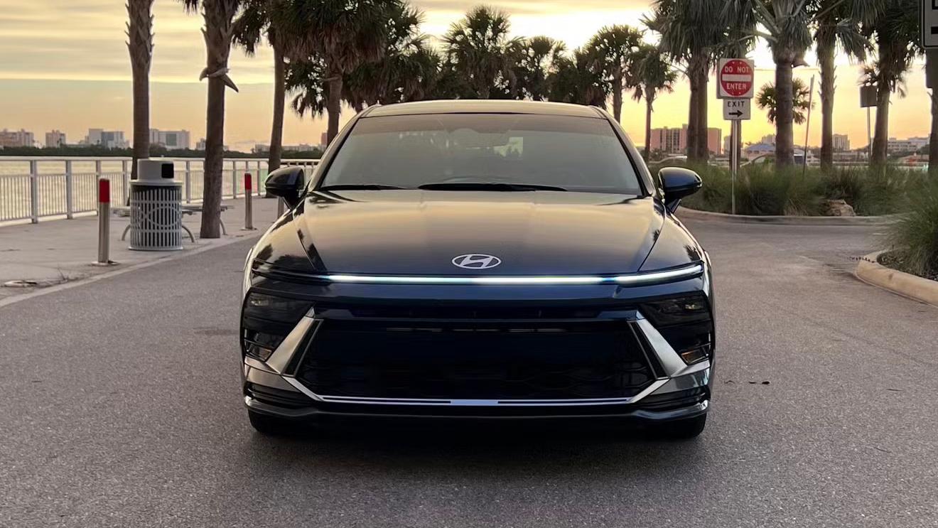 Hyundai Sonata 2025 in Summerville, SC