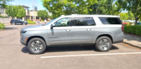 Chevrolet Suburban 2025