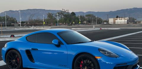 Porsche 718 Cayman 2025