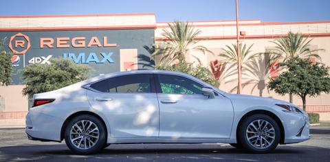 Lexus ES 2023