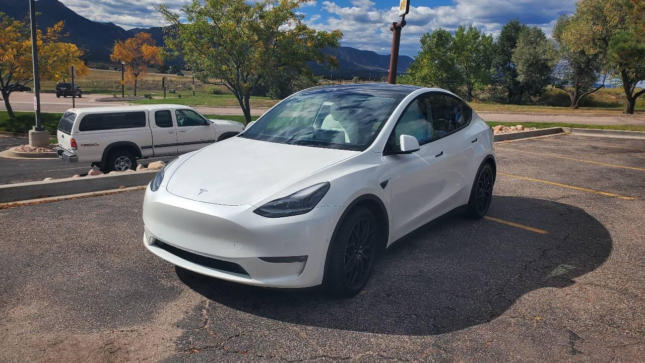 Tesla Model Y 2021 in Colorado Springs, CO
