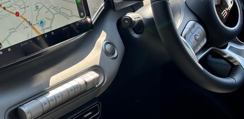 BYD Dolphin Surf 2025