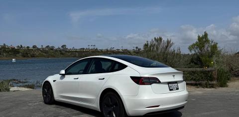 Tesla Model 3 2021