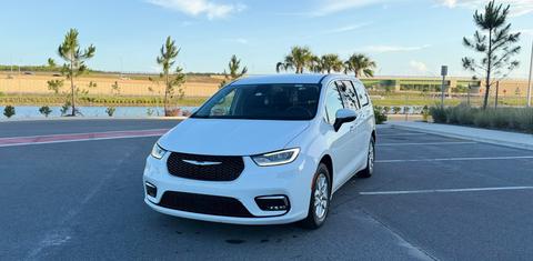 Chrysler Pacifica 2023
