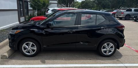 Nissan Kicks Play 2025