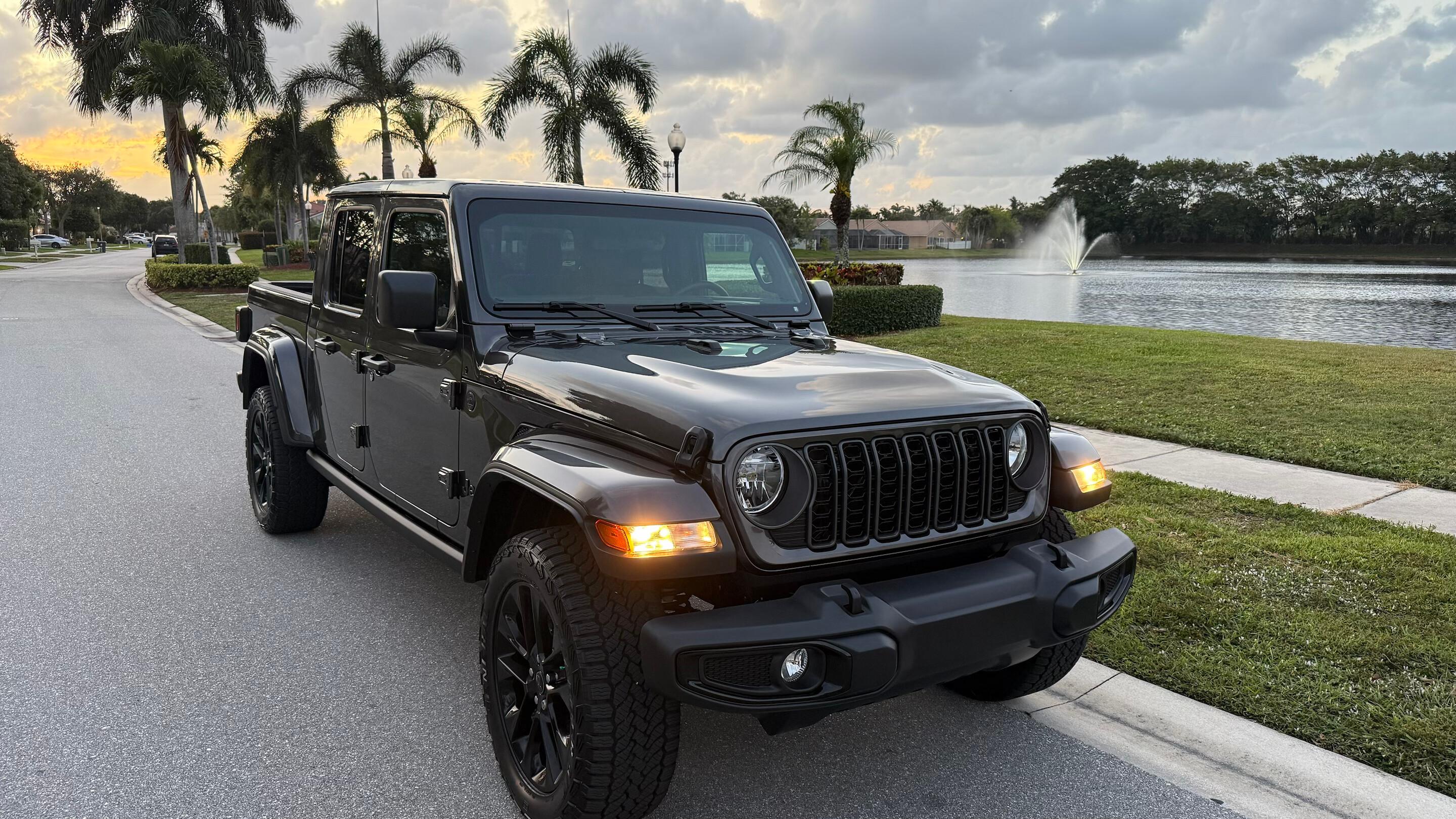 Jeep Gladiator 2025 in 