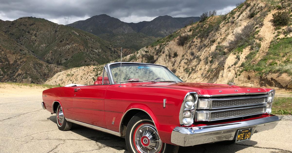 Ford Galaxie 500 1966 rental in Beverly Hills, CA by Oszkar | Turo