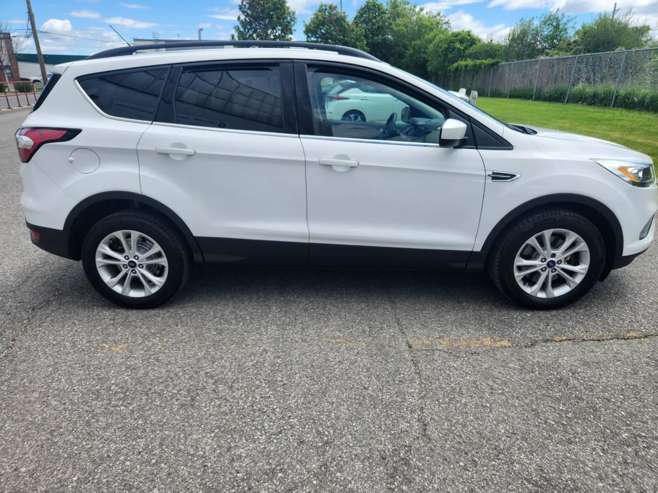 Ford Escape 2017 in Ottawa, ON