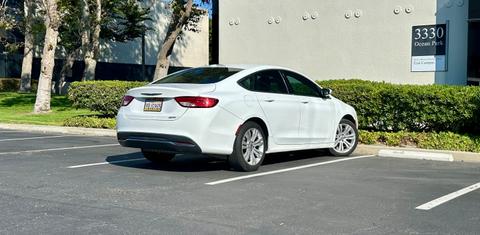 Chrysler 200 2015