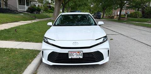 Toyota Camry Hybrid 2025