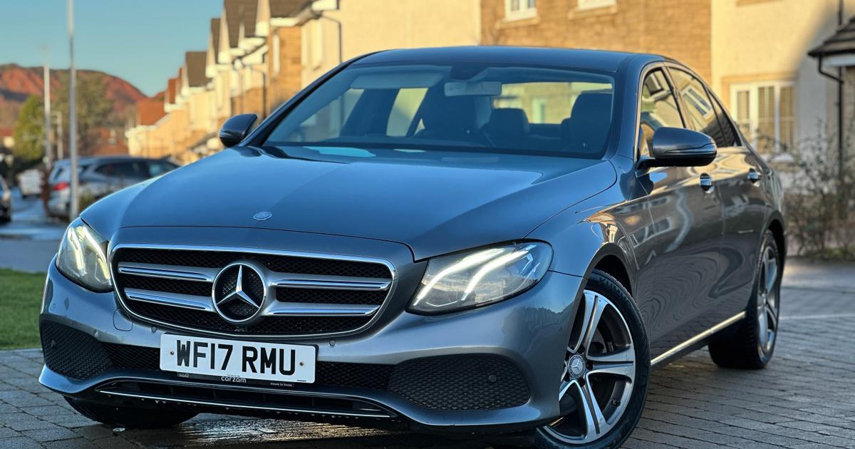 MercedesBenz EClass 2017 rental in Broxburn, SCOTLAND by Igor A. Turo