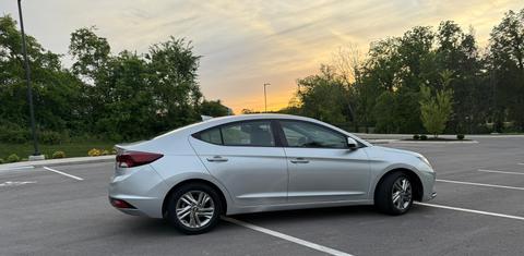 Hyundai Elantra 2019