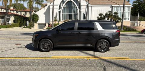 Kia Carnival Hybrid 2026