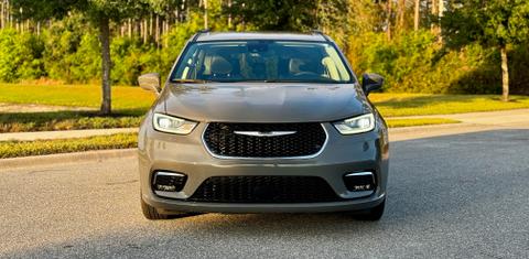 Chrysler Pacifica 2022