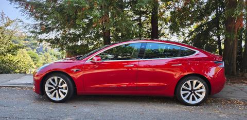 Tesla Model 3 2020