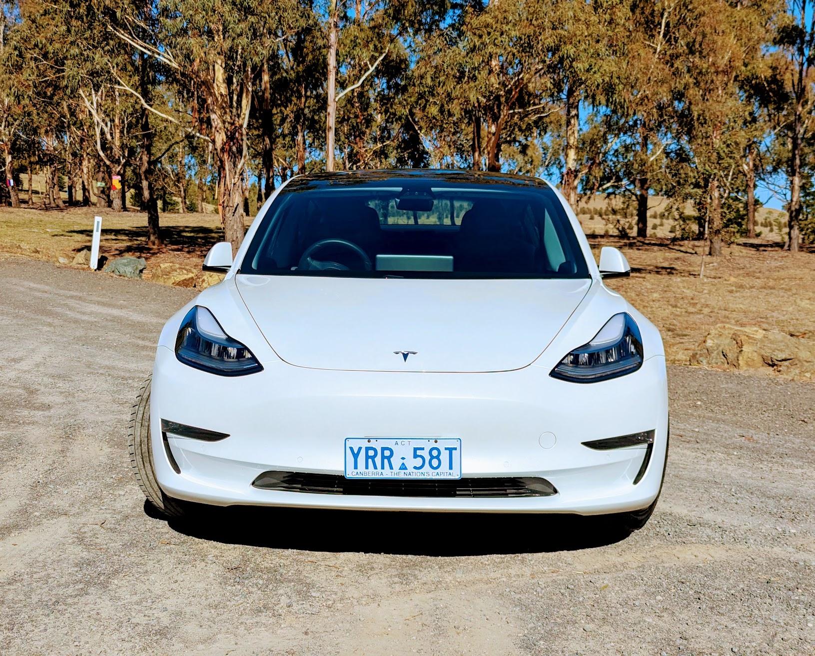 Tesla MODEL 3 2019 in Downer
