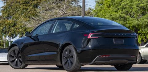 Tesla Model 3 2024