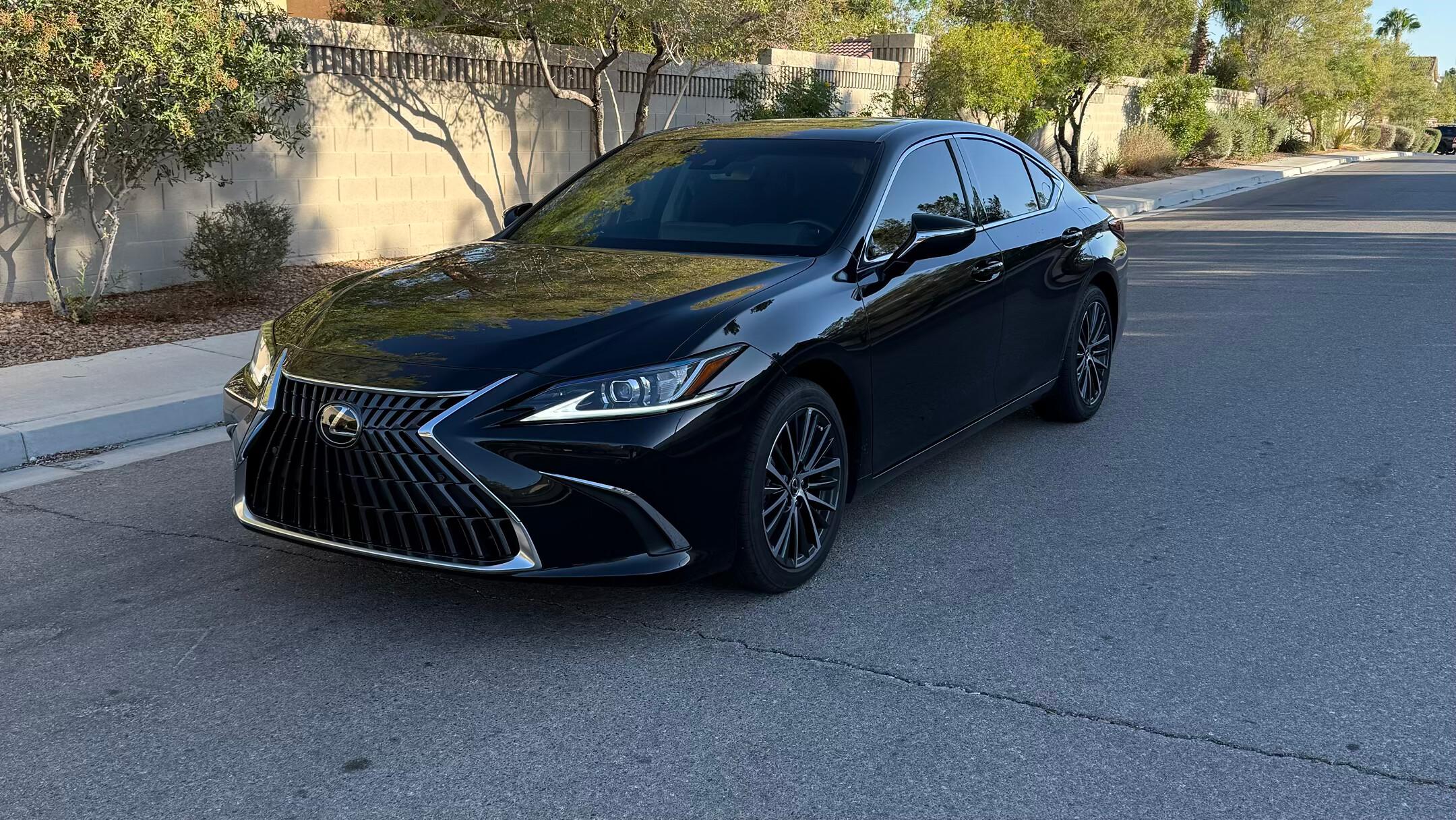Lexus ES 2024 in Las Vegas, NV