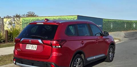 Mitsubishi OUTLANDER 2018