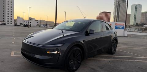 Tesla Model Y 2026