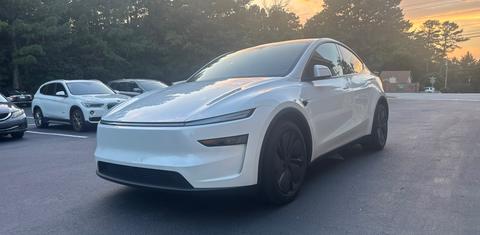 Tesla Model Y 2026