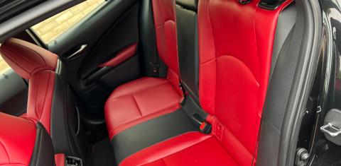 Lexus UX 2021