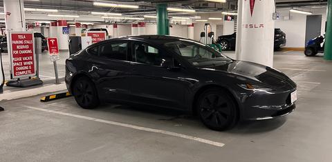 Tesla Model 3 2025
