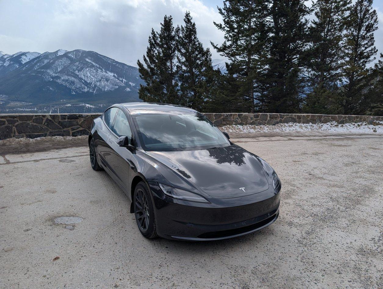 Tesla Model 3 2025 in Calgary, AB