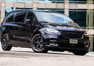 Chrysler Pacifica car