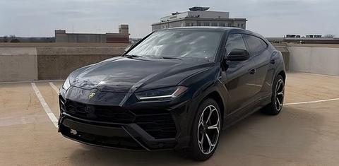Lamborghini Urus 2021