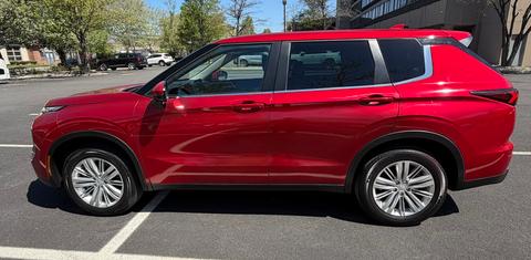 Mitsubishi Outlander 2023