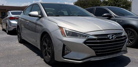 Hyundai Elantra 2020
