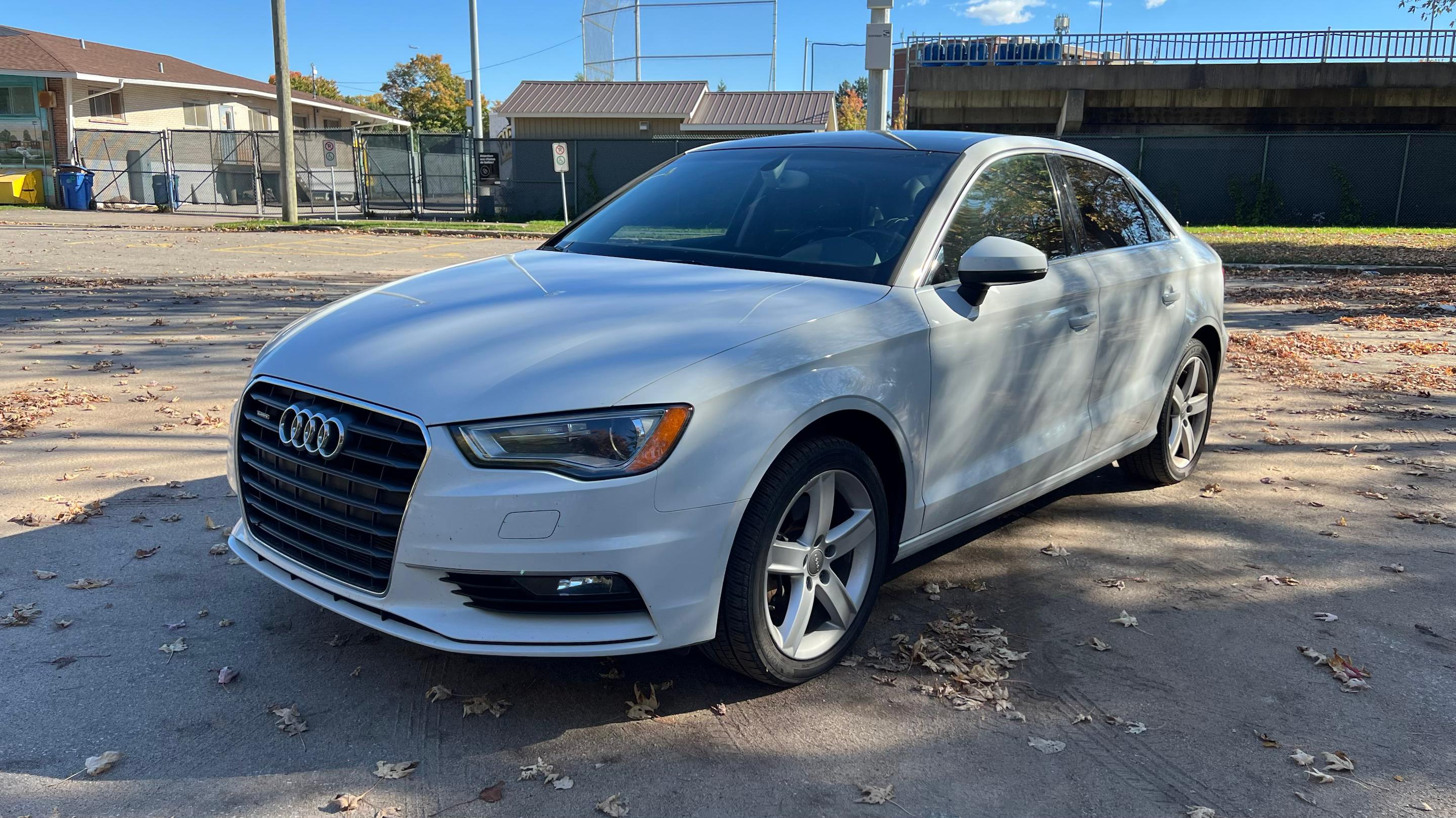 Audi A3 2015 in Laval, QC