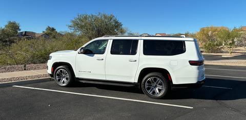 Jeep Wagoneer L 2023
