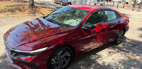 Hyundai Elantra 2025