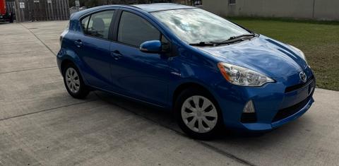 Toyota Prius c 2014