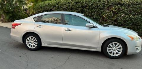 Nissan Altima 2015