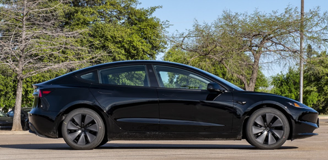Tesla Model 3 2024