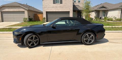 Ford Mustang 2025