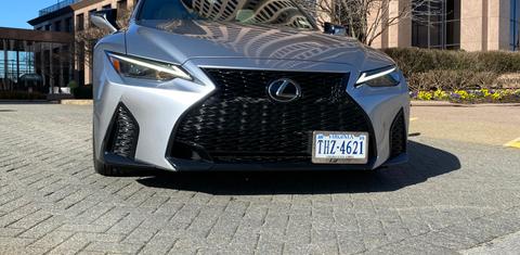 Lexus IS 2022