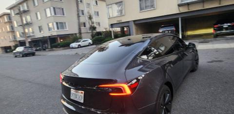 Tesla Model 3 2025
