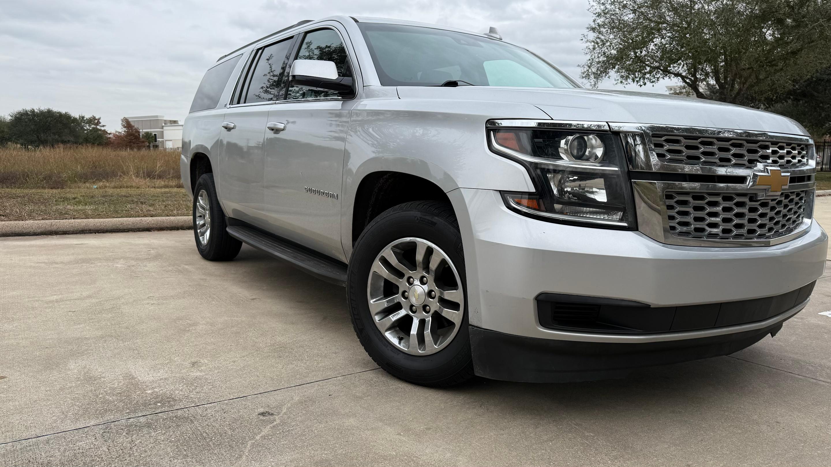 Chevrolet Suburban 2018 in 