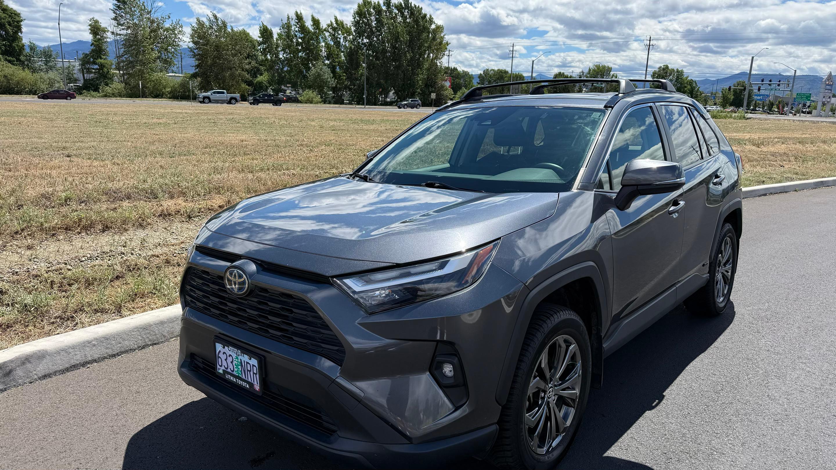Toyota RAV4 Hybrid 2022 in Medford, OR