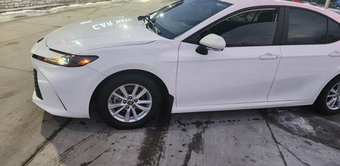 Toyota Camry Hybrid 2025