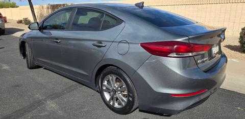 Hyundai Elantra 2018